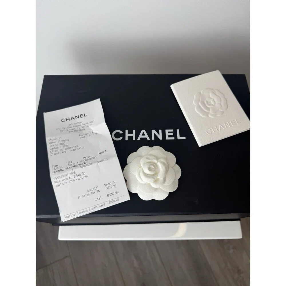 CHANEL authentic medium